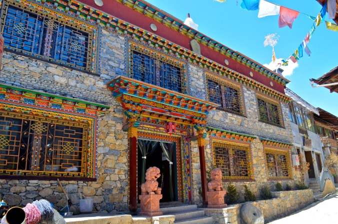 A colorful storefront. 